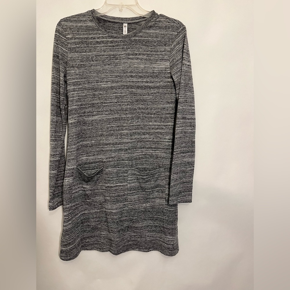 Fabletics dress size small